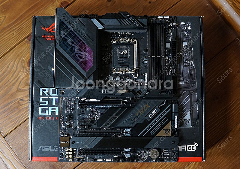 ASUS ROG STRIX Z690-E GAMING W...--2