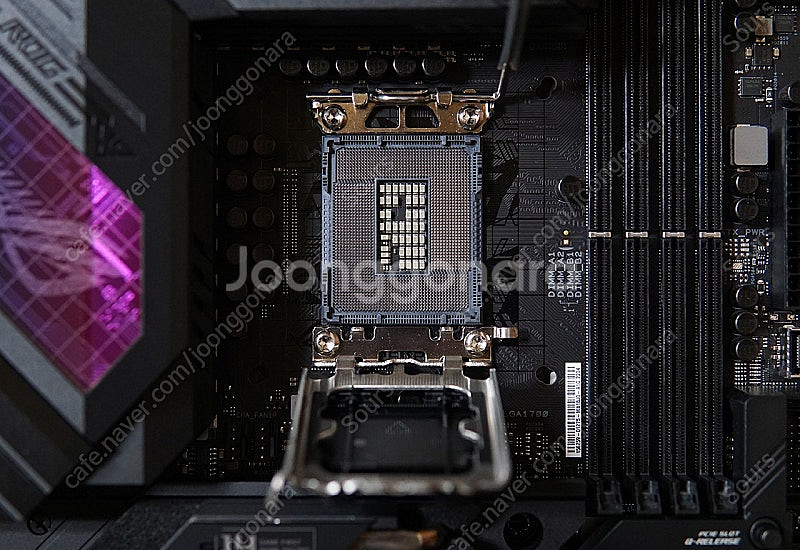 ASUS ROG STRIX Z690-E GAMING W...--3