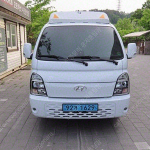 중고트럭 매매 중고화물차매매 흰색 2023년식 15,699km 1.0톤/슈퍼캡/초장축/프리미엄스페셜 중고차 구매