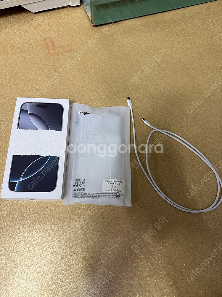 아이폰16프로맥스 자급제 256gb 화이트--4
