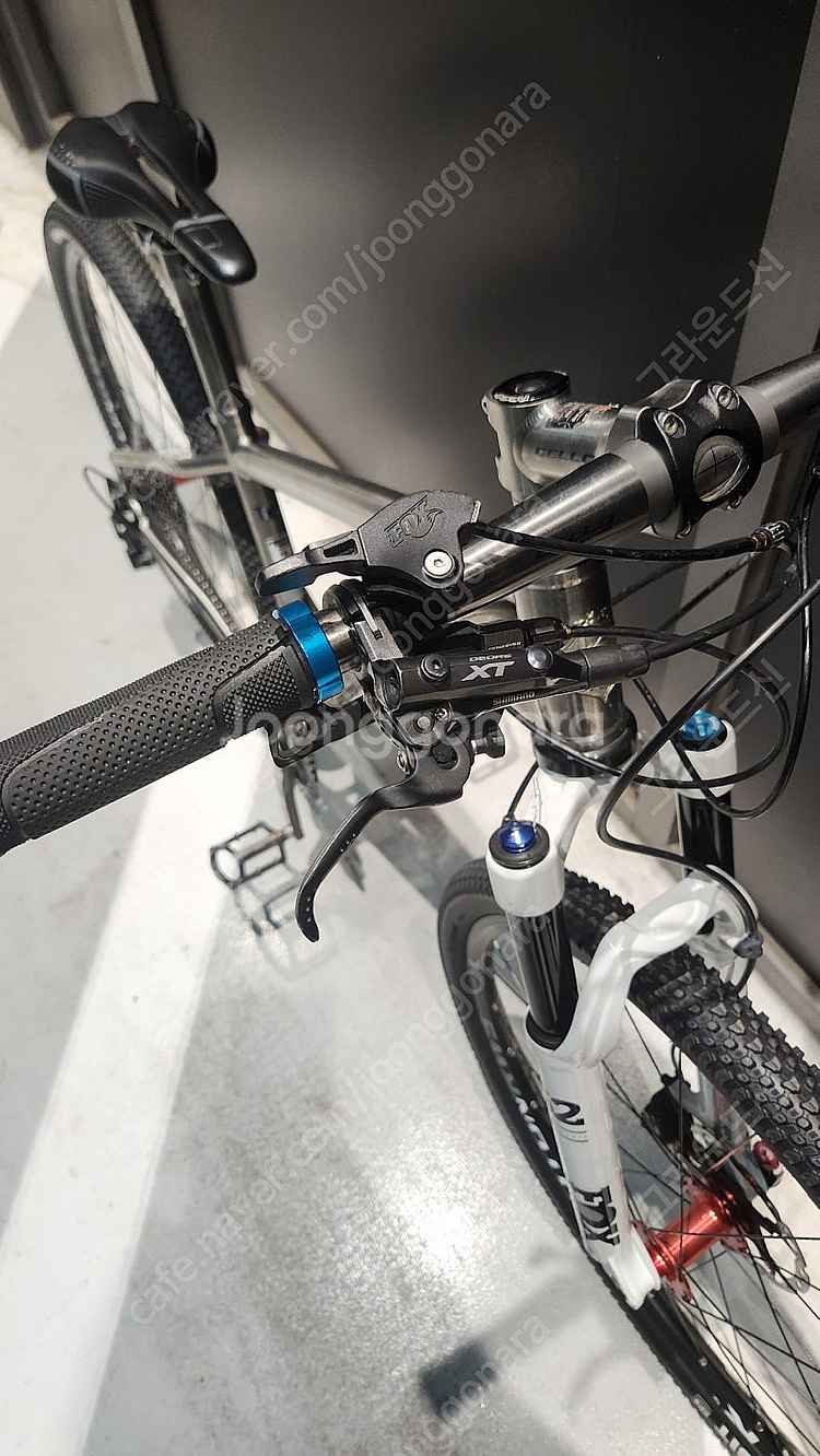 첼로 실버라도70 풀티타늄 XT33단 자전거 팝니다.--3