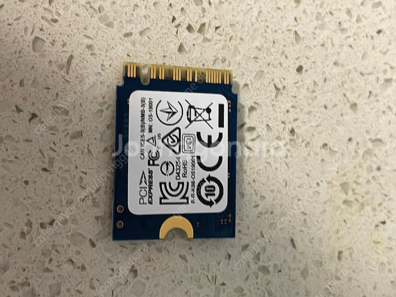 ssd 512g 킹스톤 umpc 노트북 용 새상품--1