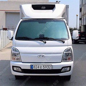 냉동탑차 중고 포터 중고트럭 매매 중고화물차매매 흰색 2023년식 23,394km 슈퍼캡/초장축(CRDi) 슈퍼 중고자동차 시세표