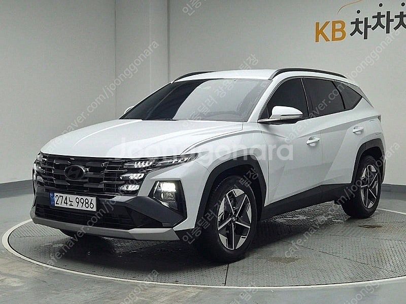 투싼 중고 투싼 중고가격 투싼 중고차 흰색 2024년식...--0