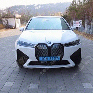 BMW iX 중고 iX 2023년식 18,216km xDrive 50 스포츠 플러스 수원중고차