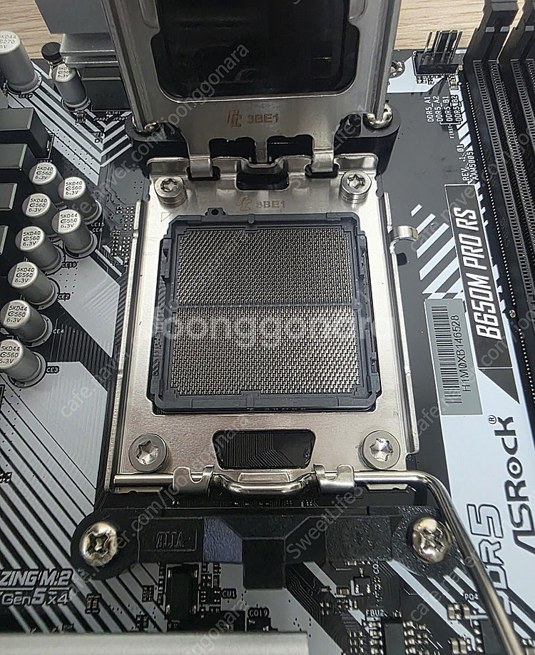 ASRock B650M PRO RS 팝니다--2