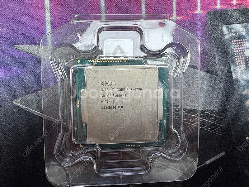 i7 4790 CPU만 판매합니다.--0