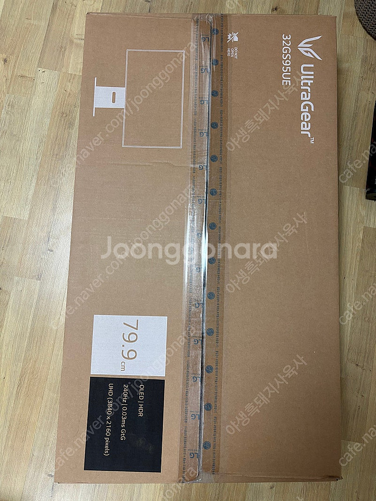 LG 울트라기어 32GS95UE 팝니다--3