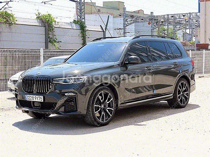 BMW X7 중고 BMW X7 중고차 회색 2022년식...--3
