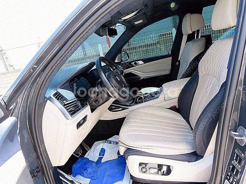 BMW X7 중고 BMW X7 중고차 회색 2022년식...--6