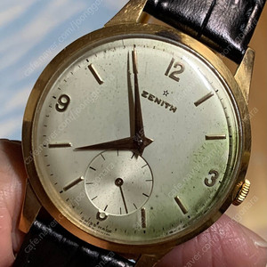 제니스 옐로우골드 18K 금통 용두 제외 37 mm (용두 포함 39 mm, 용두 각인有) 점보 사이즈 수동 독립초침 시계 판매