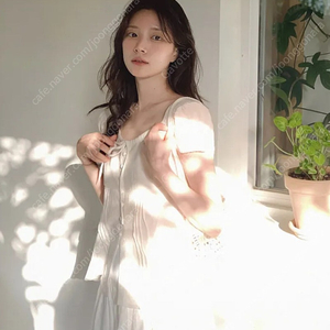 택포.새상품) 슬로우앤드 made 웨딩퍼프 블라우스 / 지그재그 에이블리 프렌치오브 메리어라운드 디어먼트 에드모어 트위 위드아웃썸머 영앤리치 모디무드 애니원모어 제너럴아이디어