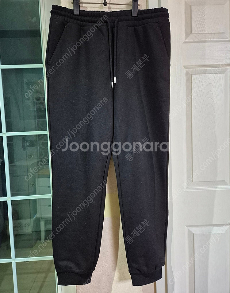 게스 정품 트레이닝바지(새상품) 블랙--0