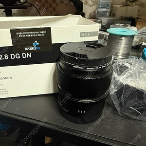 시그마 90mm f2.8 DG DN 소니 마운트 팝니다.