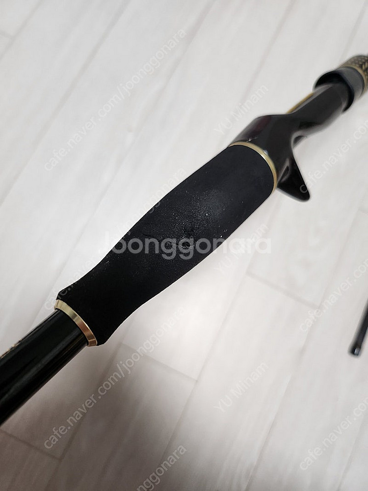 아부가르시아 TITAN3 702H 로드 판매합니다.--0