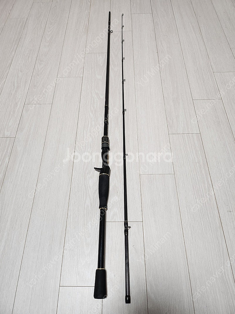 아부가르시아 TITAN3 702H 로드 판매합니다.--2