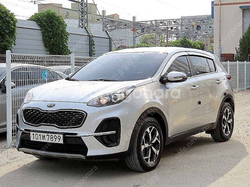 스포티지 중고차 할부 스포티지 SUV 중고차 은색 20...--3