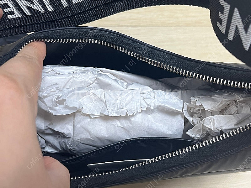 셀린느 퀼팅 아바 숄더백--2