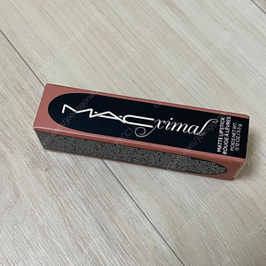 (새상품) 맥 MAC 맥시멀 실키 매트 립스틱 605 허니러브