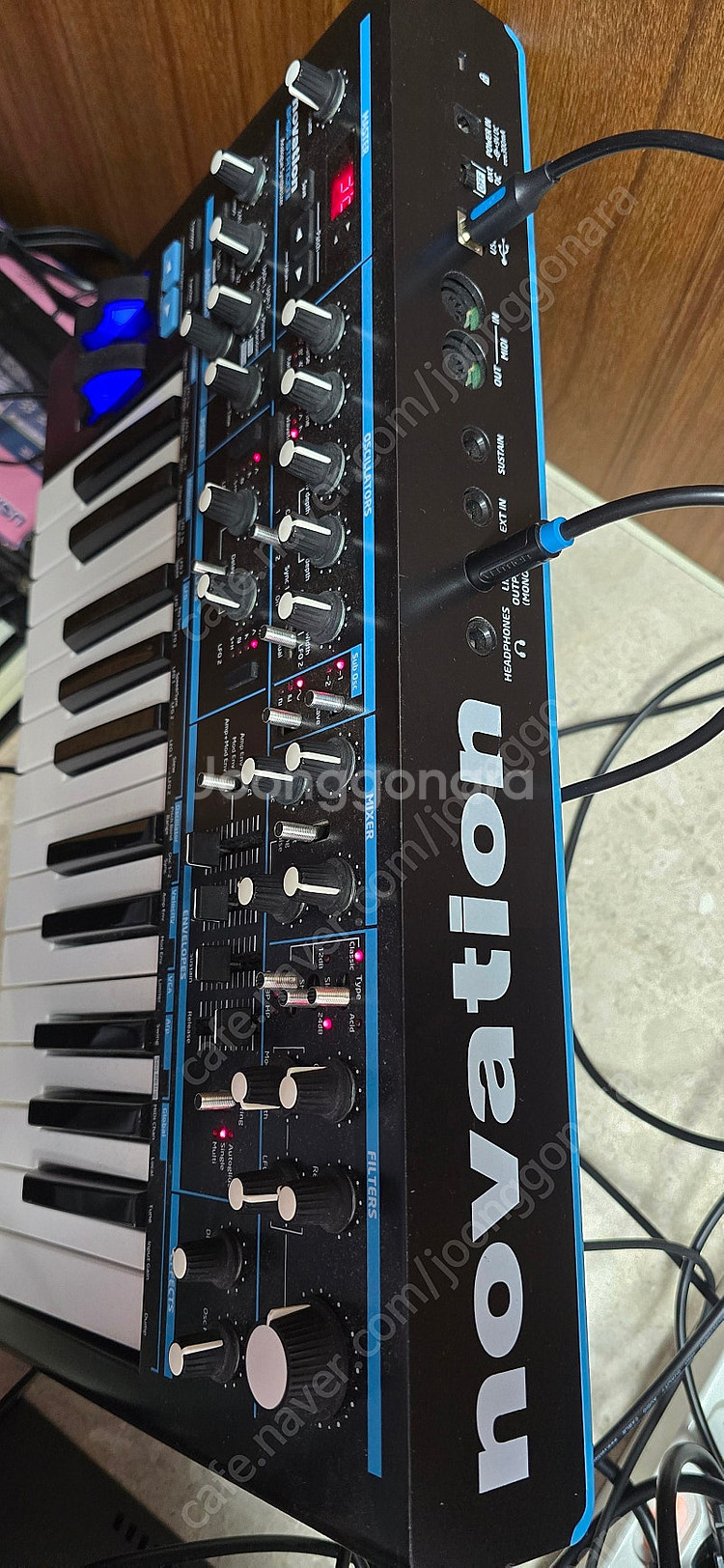 novation bass station 2 신디사이저--1