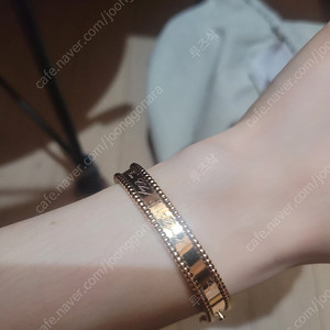반클 빼를리팔찌 18k 로즈골드