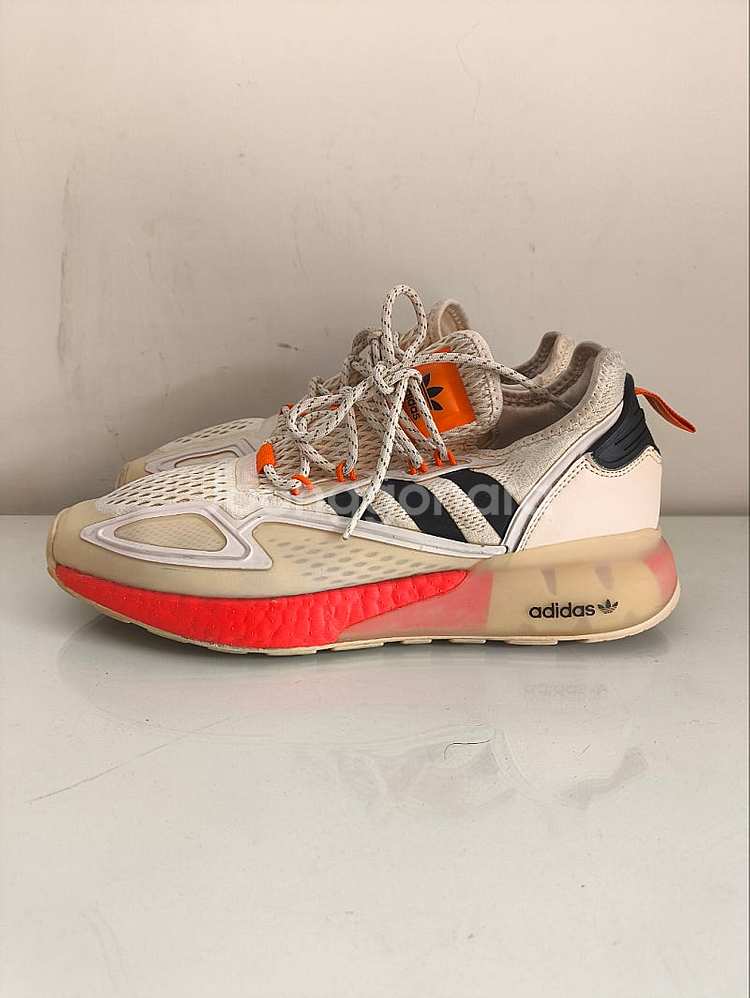 275mm 아디다스 ZX 2K 부스트 운동화--0