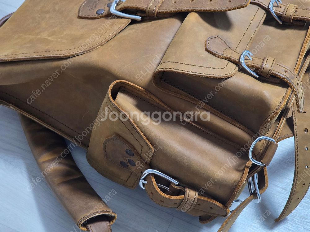 (가격인하) 새들백 프론트 포켓 레더 백팩 Saddle...--3