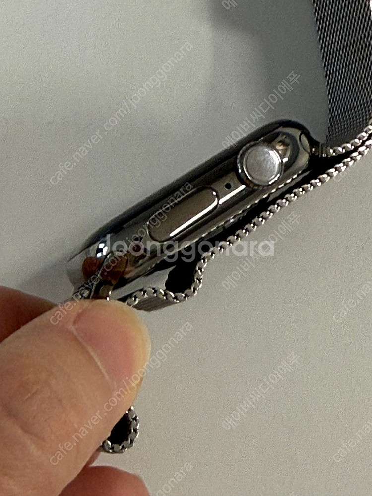 애플워치10 셀룰러+GPS 네추럴티타늄42mm+밀레니즈...--2
