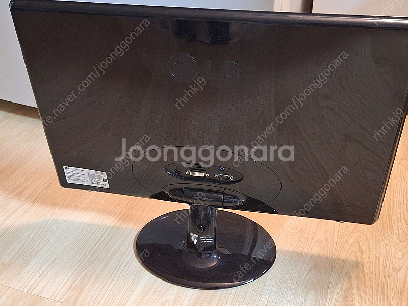 LG전자 플래트론 E2350V 23인치 LED 모니터--1