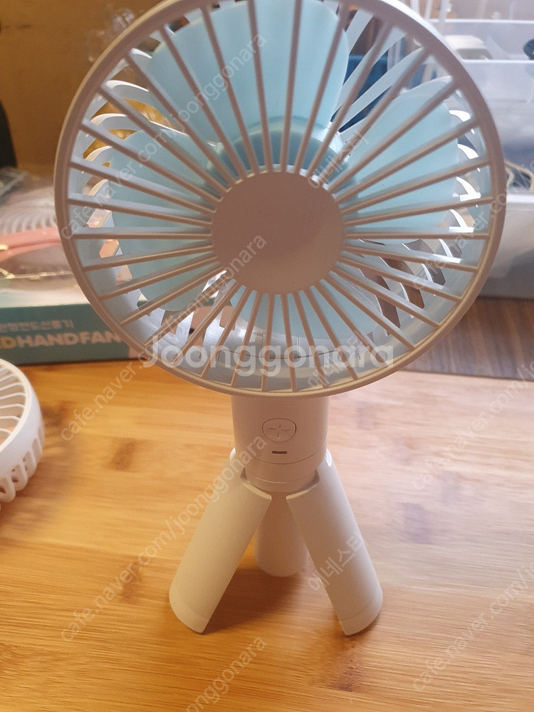필름카메라 핸디선풍기 무접점키보드 디스커버리보스턴백 나...--9