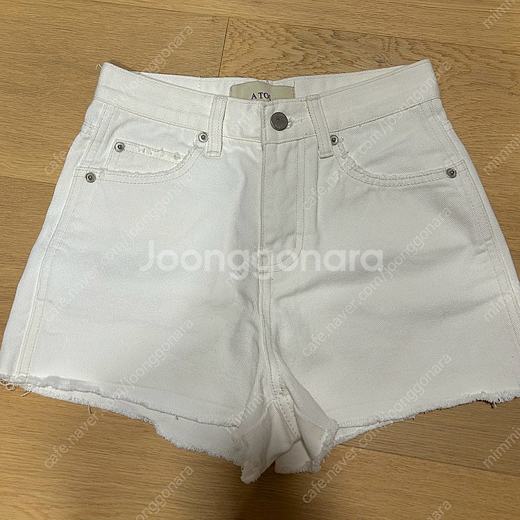 (새제품) 아뜨와 클레어 데님쇼츠--6