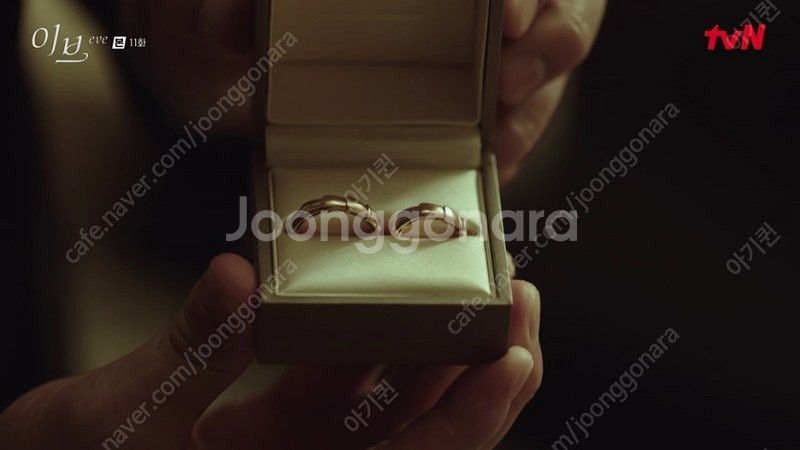 불가리 세르펜티 바이퍼링 (사이즈48)서예지 이브--1