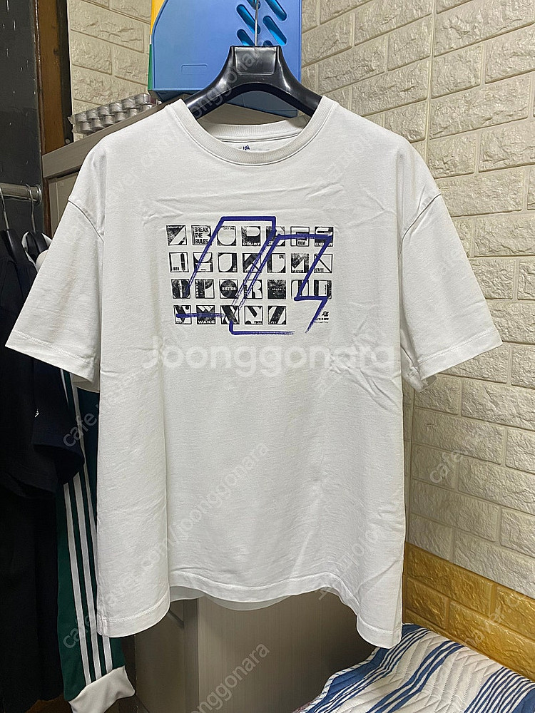 [L-XL]자라 아더에러 반팔 그래픽 티셔츠 화이트--1