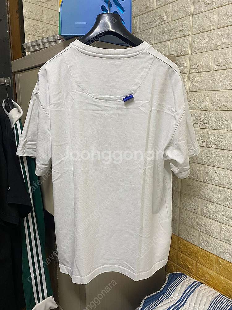 [L-XL]자라 아더에러 반팔 그래픽 티셔츠 화이트--2