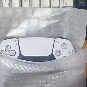 PS5 듀얼센스 팝니다. (미사용)