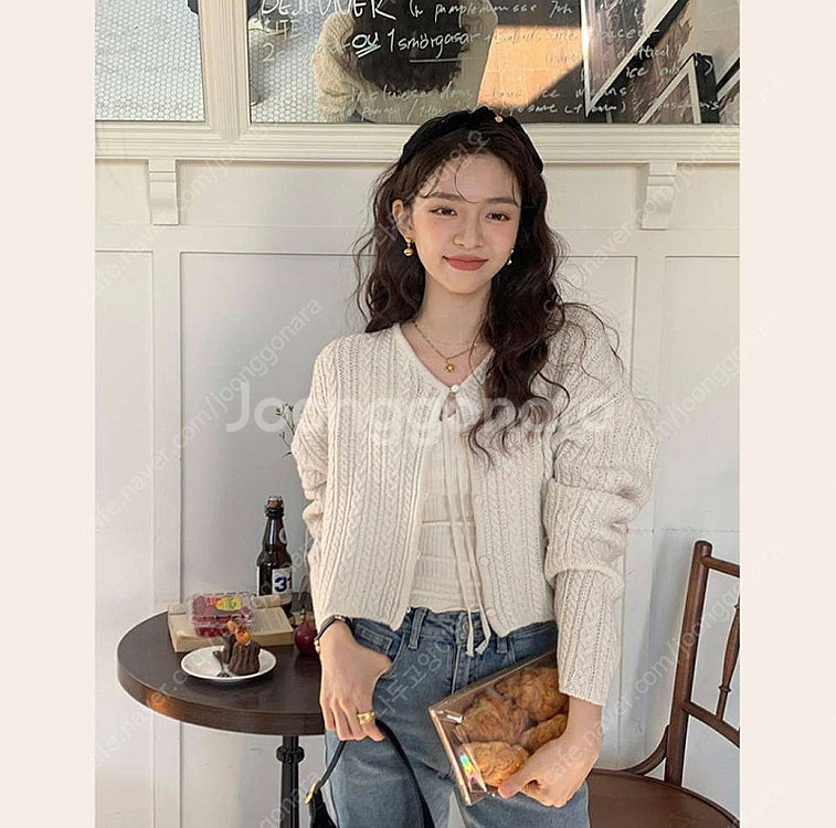 코코블랑 에일린 콩단추 꽈배기 가디건--8