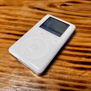 애플 아이팟 3세대 / Apple iPod 3rd A1040 20GB (아이팟 클래식 3세대, 곰발팟) (하자필독)