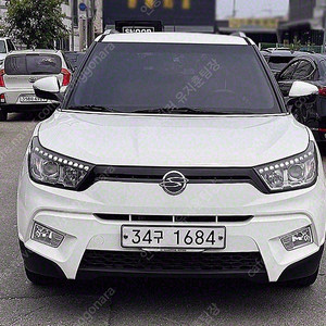 티볼리 중고 가격 티볼리 흰색 2016년식 가솔린 2WD 1.6 VX 중고차카페