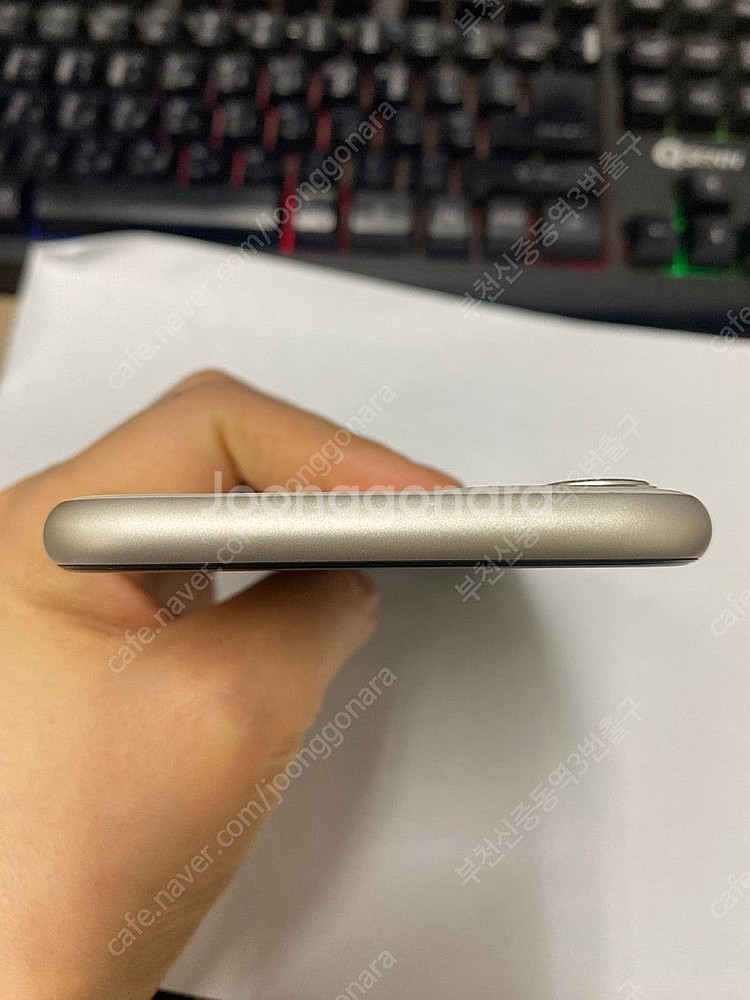 201672 아이폰11 화이트 AA급 128GB 무잔상...--3