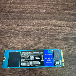 wd sn550 500g + ddr4 4g 2장