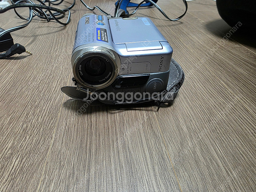 소니 캠코더 DCR TRV-19 판매 합니다--3