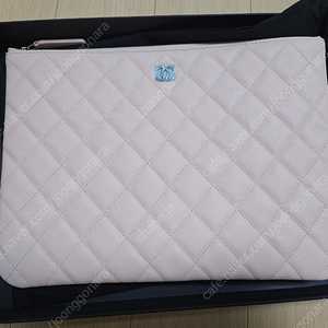 샤넬 클래식클러치 뉴미듐