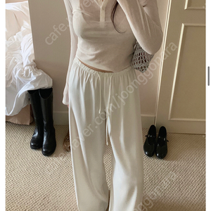 리즈 leeds 쉘 밴딩 팬츠 leeds shell banding pants / 숏 기장 아이보리 / 새상품