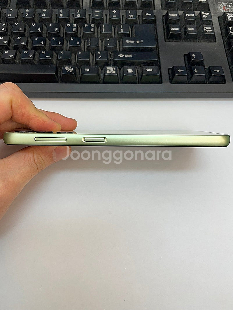 갤럭시A24 그린 128GB 무잔상 상태좋은 중고15만...--4