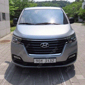 그랜드 스타렉스 3밴 중고 더 뉴 그랜드 스타렉스 3밴 중고차 회색 2019년식 84,254km 2WD 밴 3인승 스마트 중고자동차