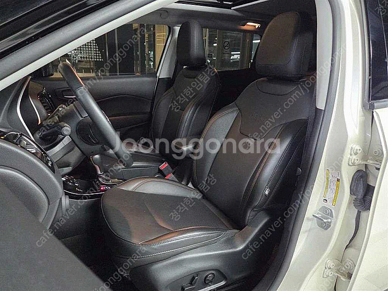 지프 컴패스 2세대 24 AWD 리미티드 중고차 최저가...--8