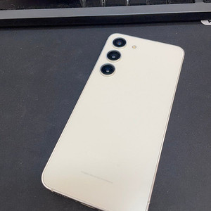 갤럭시S23 크림 256GB 무잔상 상태좋은 중고38만팝니다