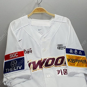 나이키 키움 임지열 유니폼 2XL / 삼성라이온즈 채태인 유니폼, 빈폴 바람막이, 요미우리 자이언츠 이승엽 유니폼