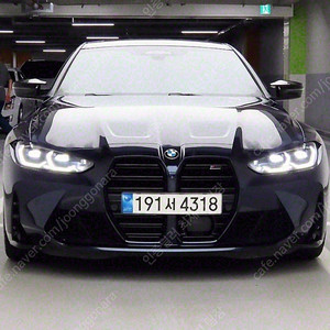 BMW M4 중고 BMW 중고 파란색 2022년식 66,351km 컴패티션 M xDrive 실내외 완벽클리닝