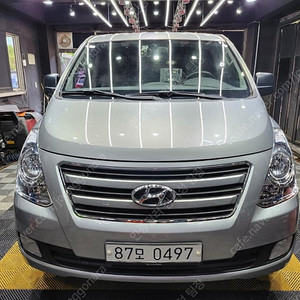 스타렉스 5밴 중고차 그랜드 스타렉스 중고 차 회색 2018년식 17,265km 5인승 모던 중고차 사는법